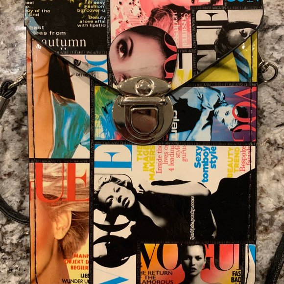 Vogue Covers Phone Bag - Picture 3 of 4